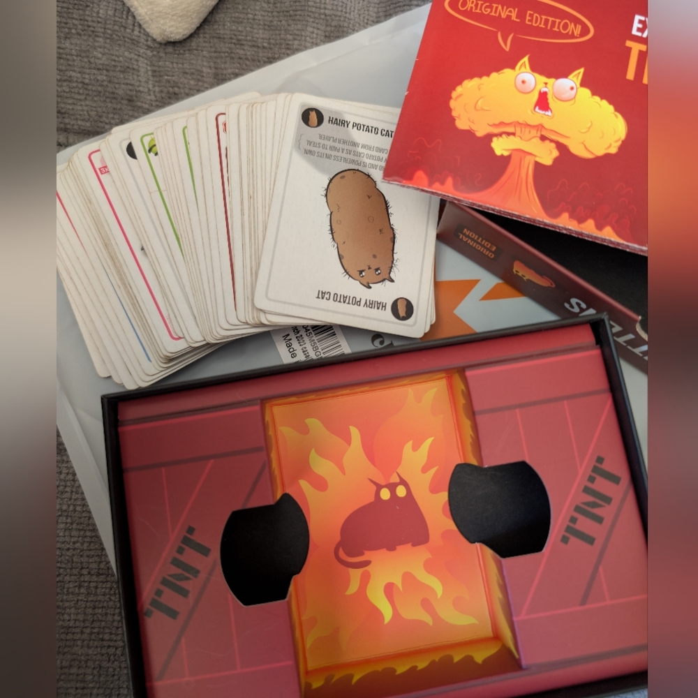 Exploding Kittens and DOS Card Games - Picture 2 of 5